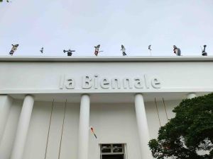 Cosima von Bonin, WHAT IF THEY BARK 01-07, Biënnale van Venetië 2022