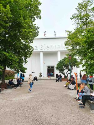 Centraal paviljoen in de Giardini, Biënnale van Venetië