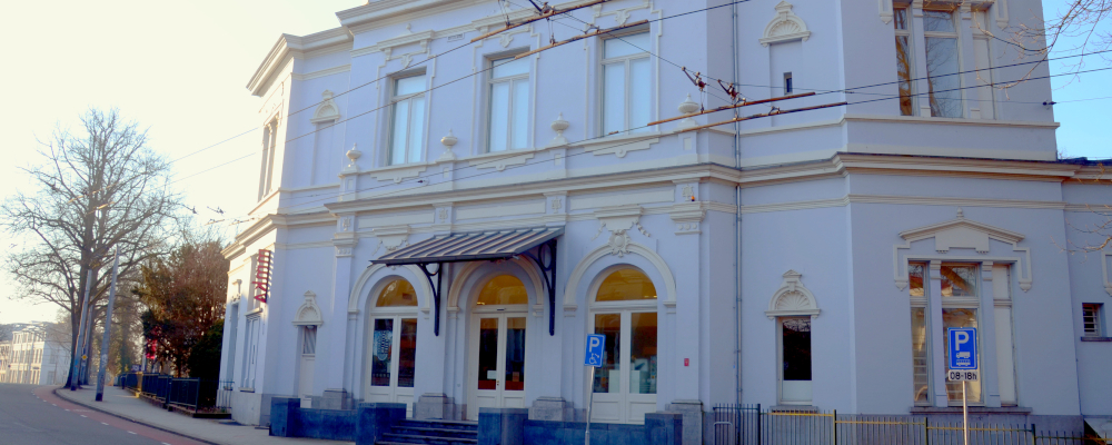 Indoctrinatie en propaganda met kunst en architectuur